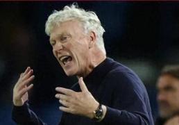 0-1爆冷(lěng)输球(qiú)！埃(āi)弗頓(dùn)揭幕戰(zhàn)折(zhé)戟，莫(mò)耶(yé)斯(sī)用(yòng)人戰(zhàn)术遭质疑