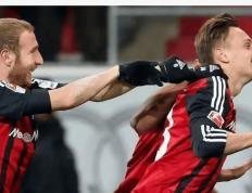 德乙：帕德博恩vs波鸿，帕德博恩攻防顽强，波鸿降级后一蹶不振？