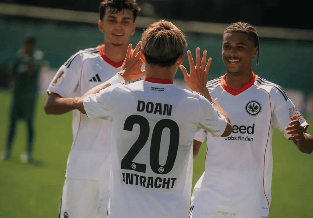 法兰克福 VS 不来梅