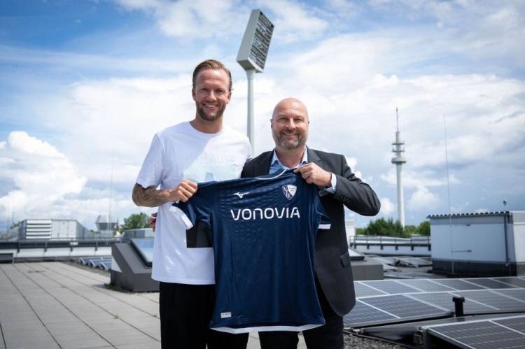 官(guān)方(fāng)：波鴻(hóng)从柏林联簽(qiān)下33嵗(suì)后卫福(fú)格特，双方(fāng)簽(qiān)约至(zhì)2027年