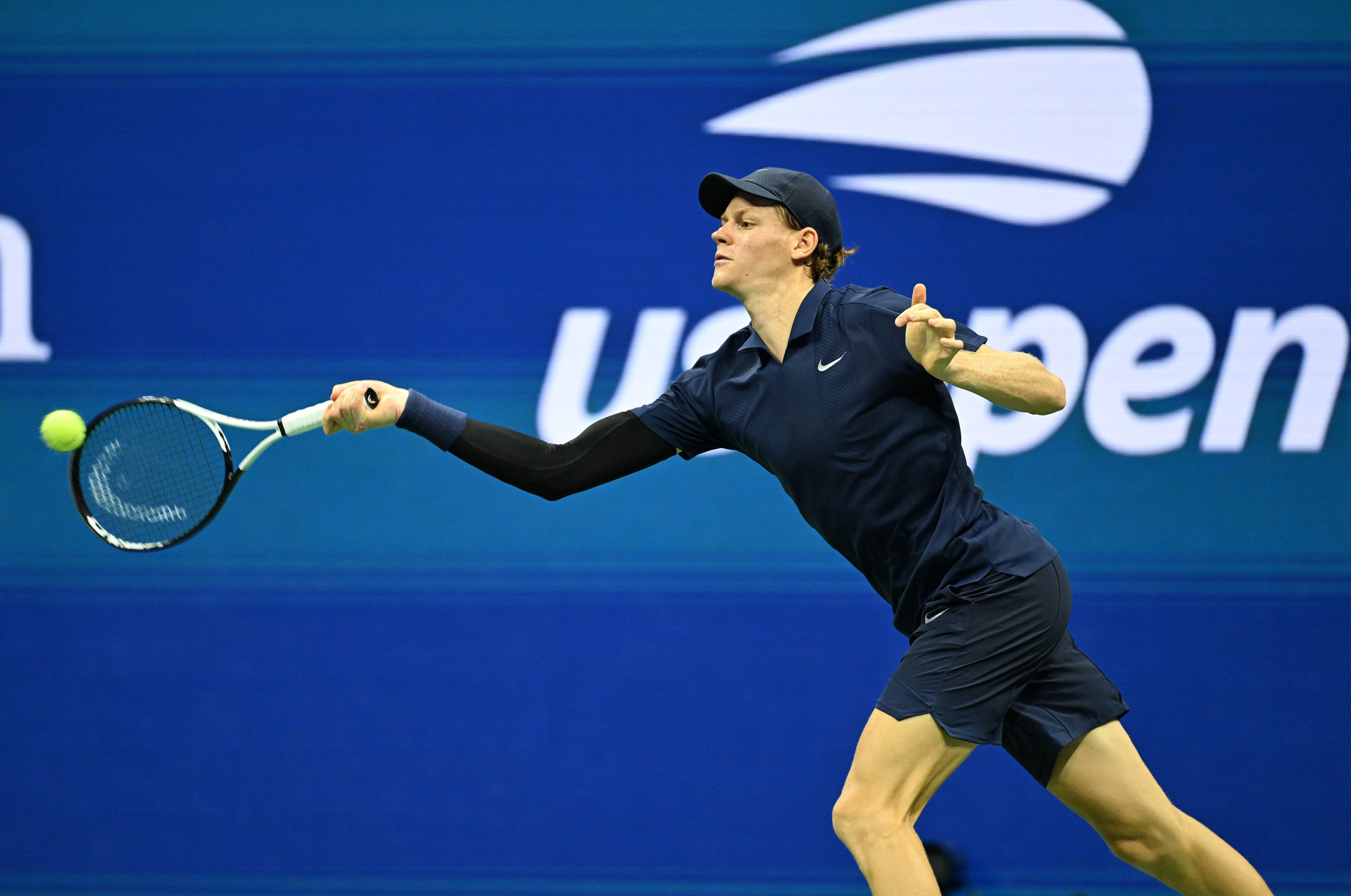 (体育)网球——美网:辛纳晋级男单决赛