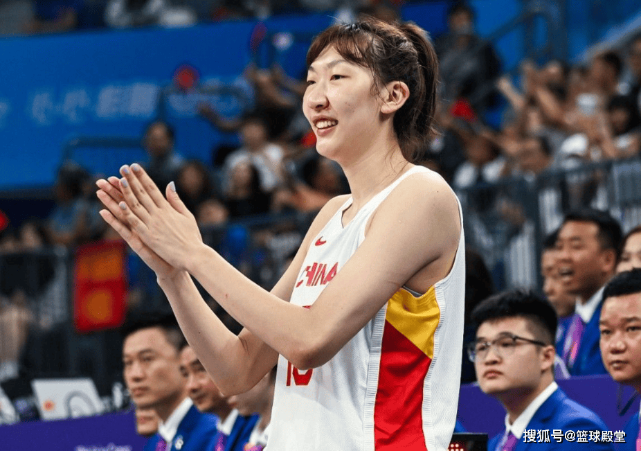 女篮半场逆转尤文图斯！韩旭重拾巅峰，另4首发+2替补齐发挥！