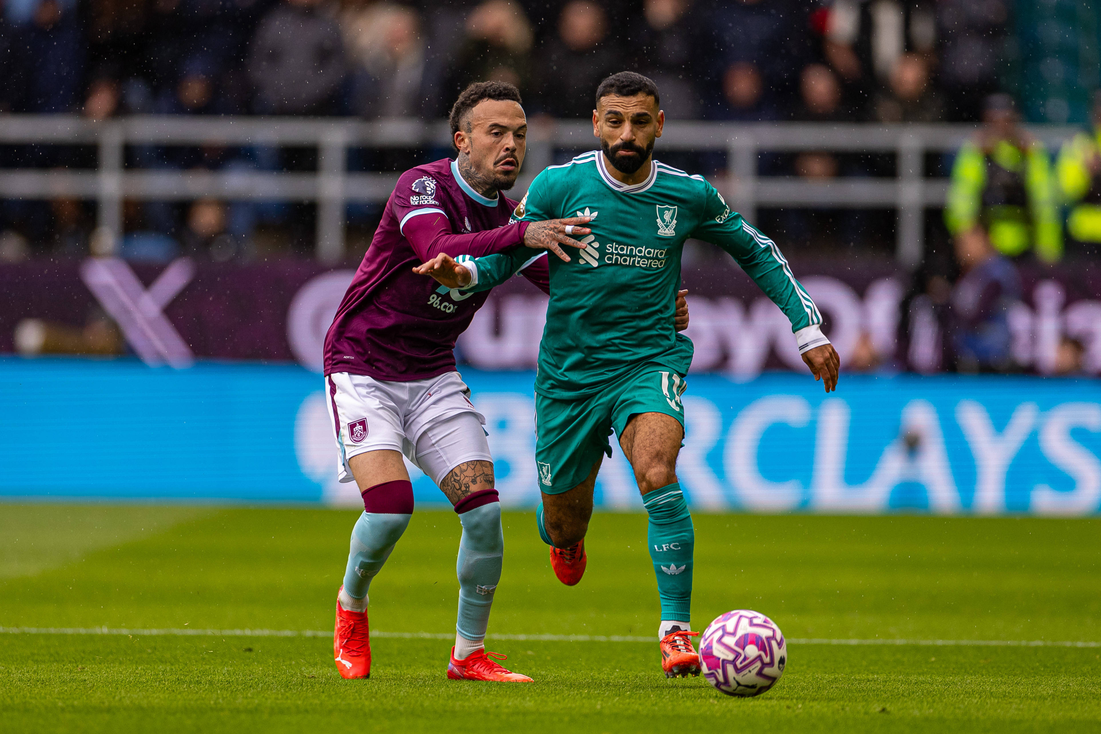 （体育(yù)）足(zú)球——英超：利物浦胜伯恩利