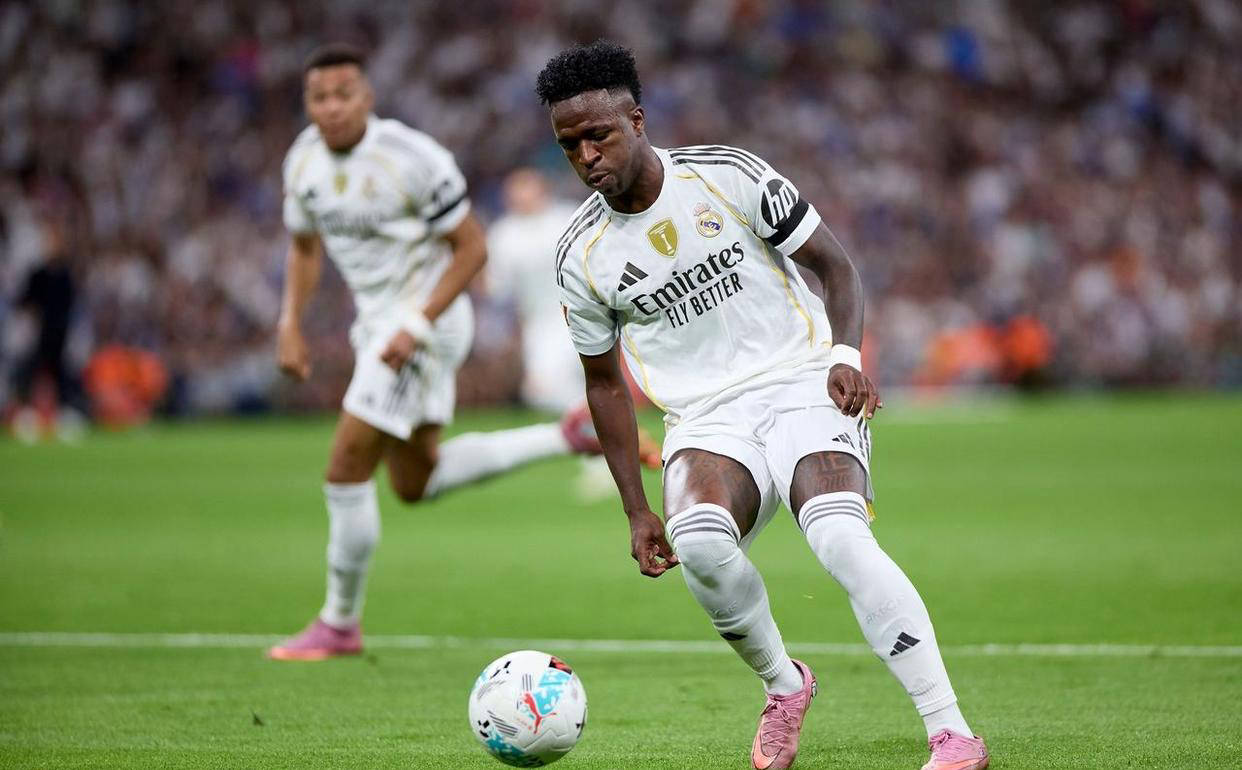 维尼修斯荣膺MVP，攻下双响助皇马登顶比利亚雷亚尔