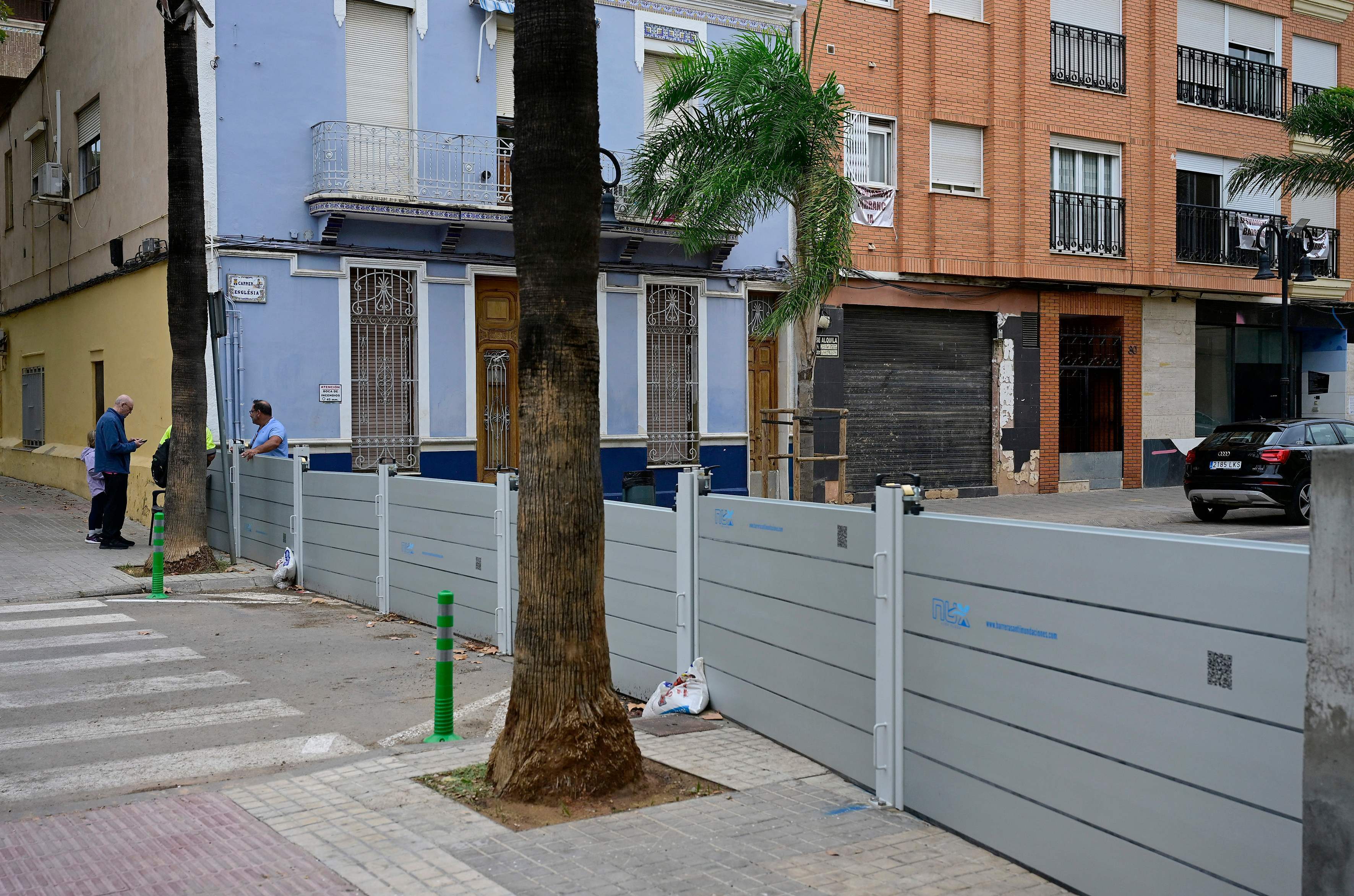 （外代一线）西班牙巴伦西亚：严防洪灾