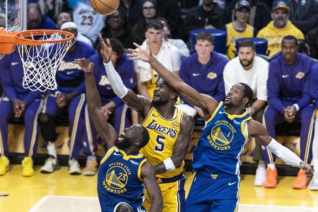 在(zài)揭(jiē)幕战惨败金州勇士后，湖人或考(kǎo)虑拿下籃(lán)网32+22怪兽中锋