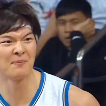 重磅加盟！你好，CBA！冠军外援(yuán)二次联手張(zhāng)镇麟(lín)