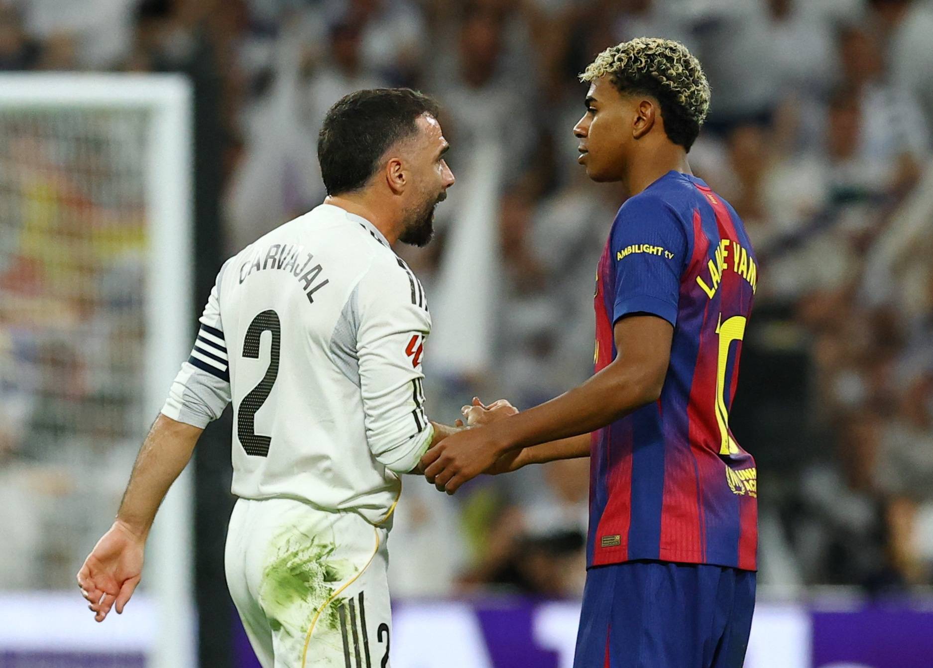 巴萨隊(duì)友力挺亞(yà)马尔，佩德裡(lǐ)库巴西取關(guān)卡瓦哈尔，西班牙隊(duì)内讧？