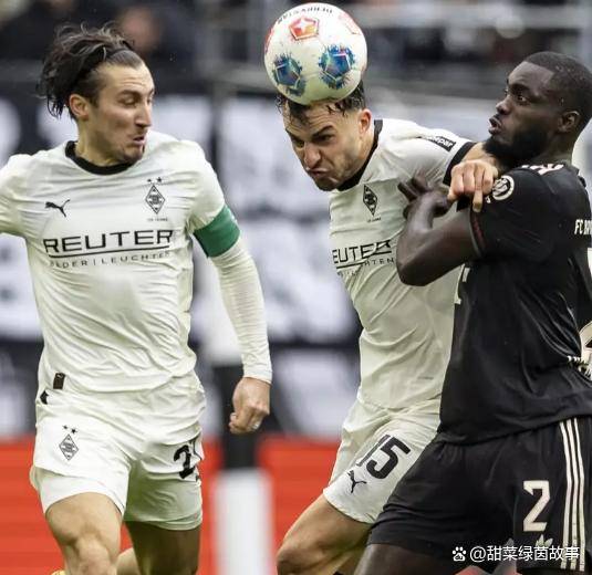 德(dé)国杯前瞻:門(mén)兴格(gé)拉德(dé)巴赫對(duì)阵卡尔斯鲁厄