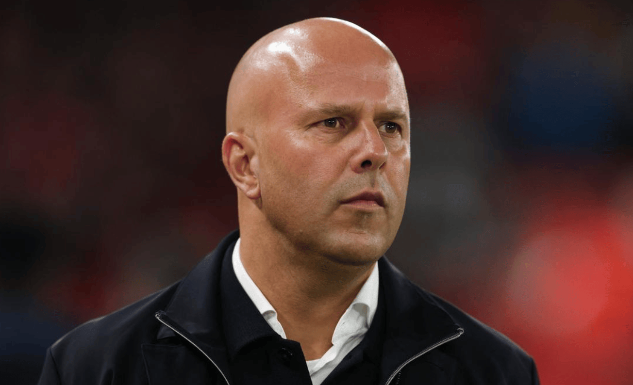 0-3溃败！利物浦惨遭淘汰，斯洛特刷新耻辱纪录：被克星三连杀