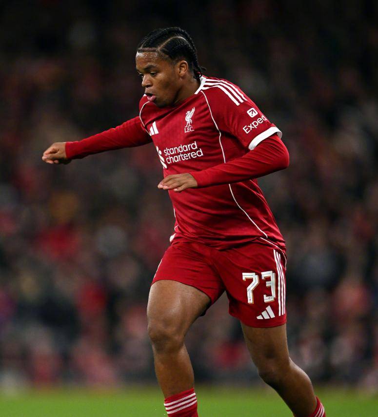 薩(sà)尔双响攻陷(xiàn)安菲尔德，水晶(jīng)宫3-0兌(duì)现豪(háo)言(yán)，单赛季三杀利(lì)物浦(pǔ)