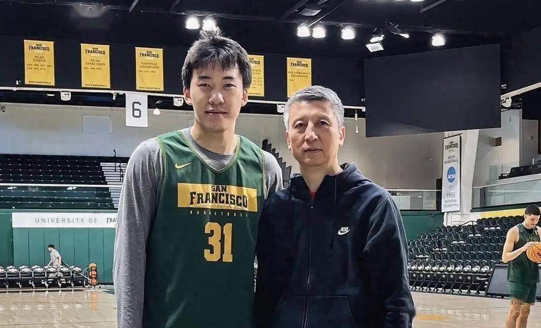 正式官宣!远赴NBA!郭士强空降亚特兰大老鹰,中国男篮春天来了