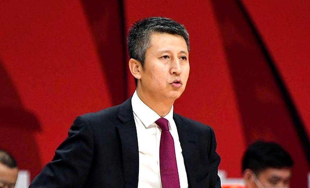 正式官宣!远赴NBA!郭士强空降亚特兰大老鹰,中国男篮春天来了