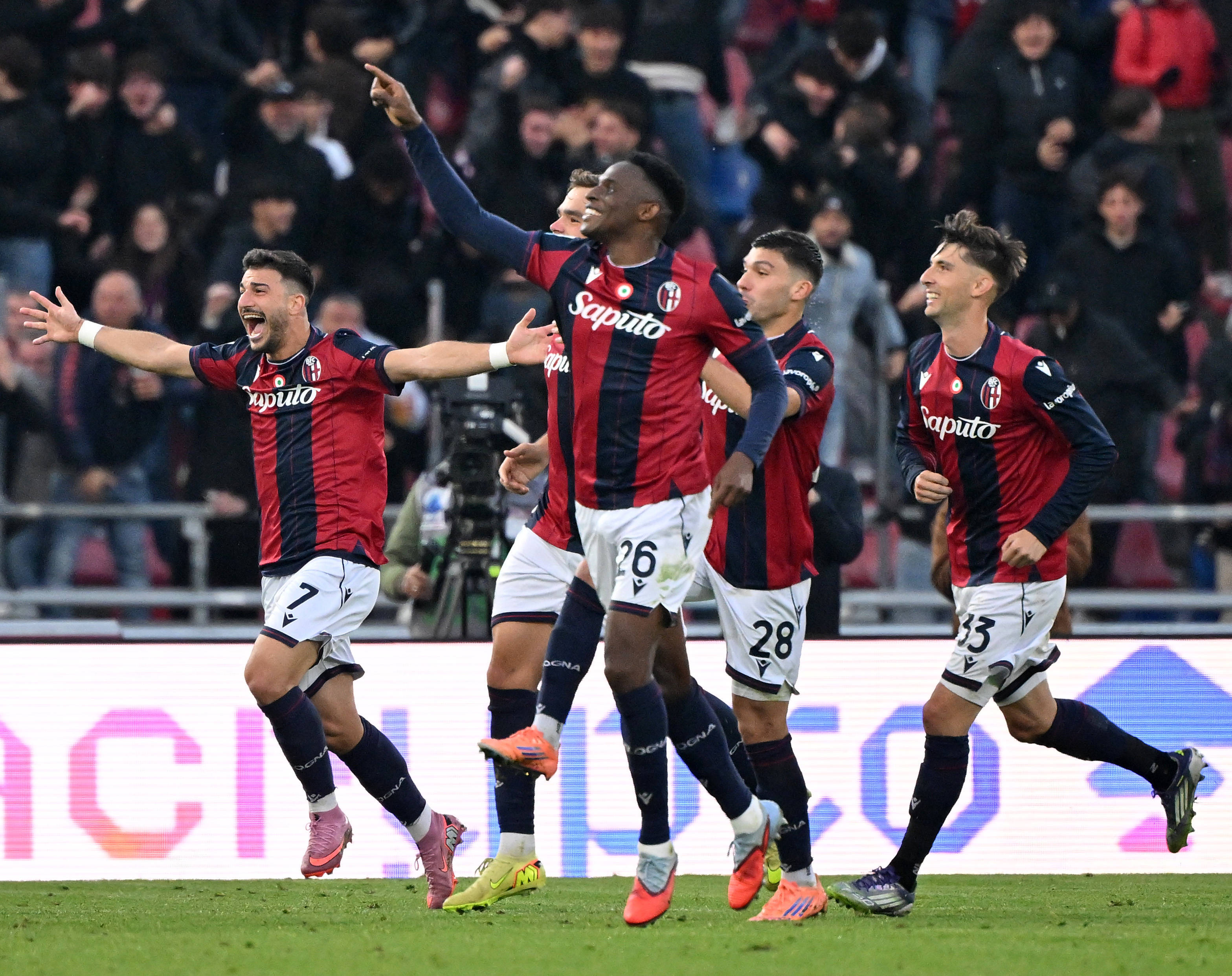 (体育)足球——意甲(jiǎ):博洛尼亚胜那不勒斯