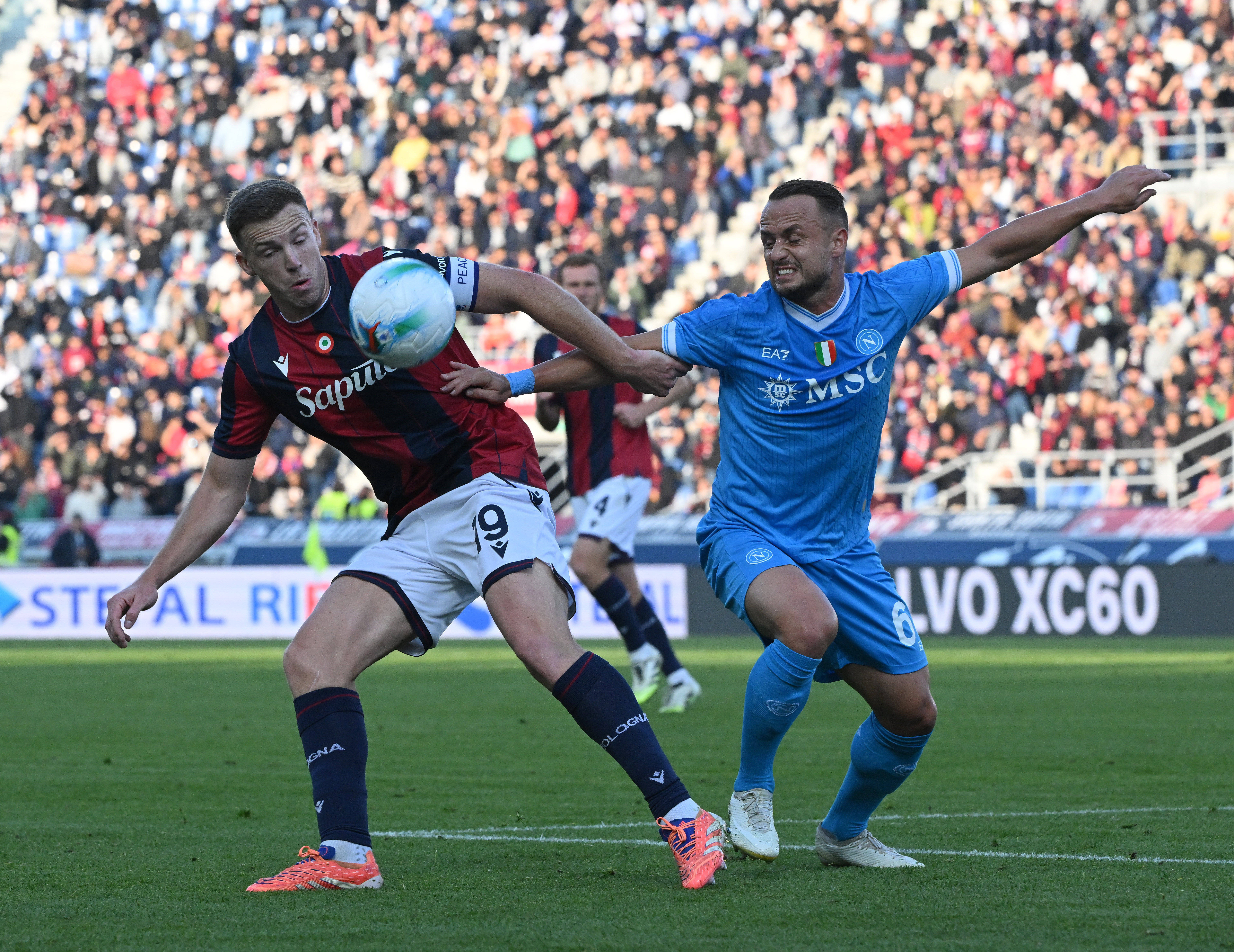 (体育)足球——意甲(jiǎ):博洛尼亚胜那不勒斯