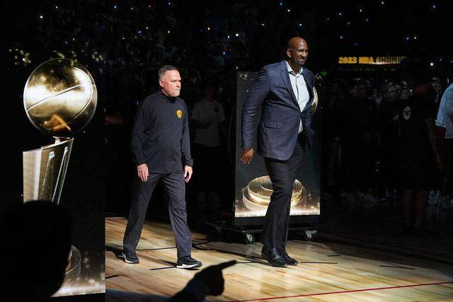 丹彿(fú)掘(jué)金的完美(měi)夏天