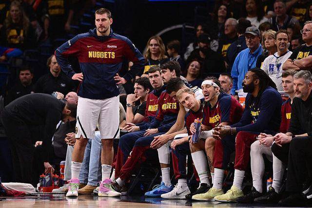 丹彿(fú)掘(jué)金的完美(měi)夏天