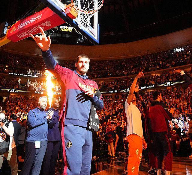 丹彿(fú)掘(jué)金的完美(měi)夏天