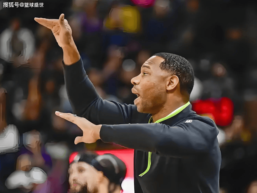 第N次(cì)重建！新奥尔良双核！新鹈鶘(hú)能(néng)信吗？