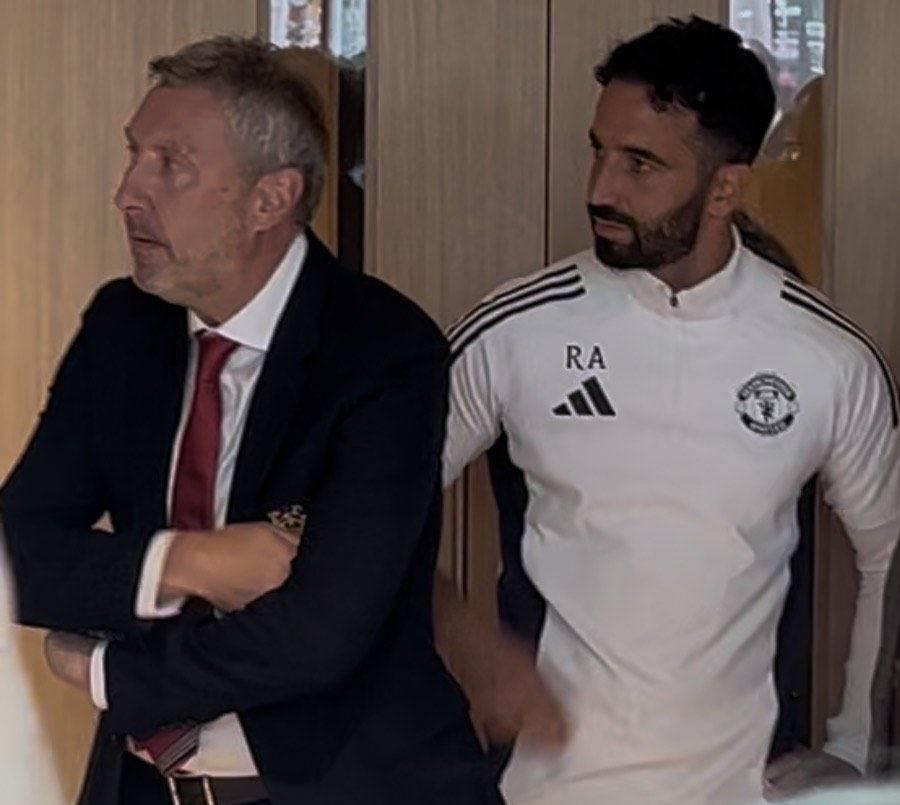 阿(ā)莫林回国远离曼(màn)联不禁开怀大(dà)笑(xiào)，不必(bì)再受访500次！曝與(yǔ)巨头矛盾细节