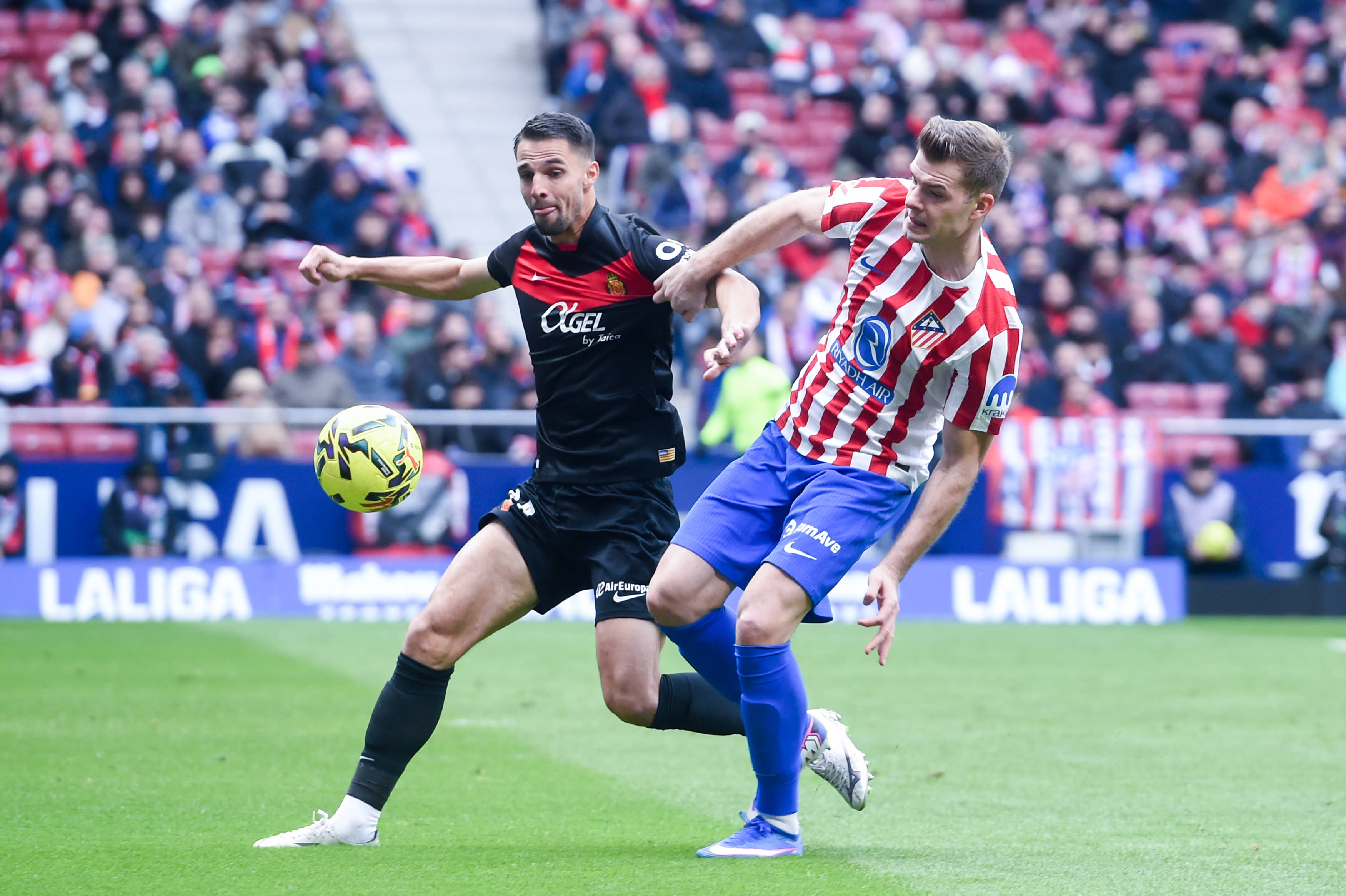 （体育）足球——西甲：马德里竞技胜马略卡